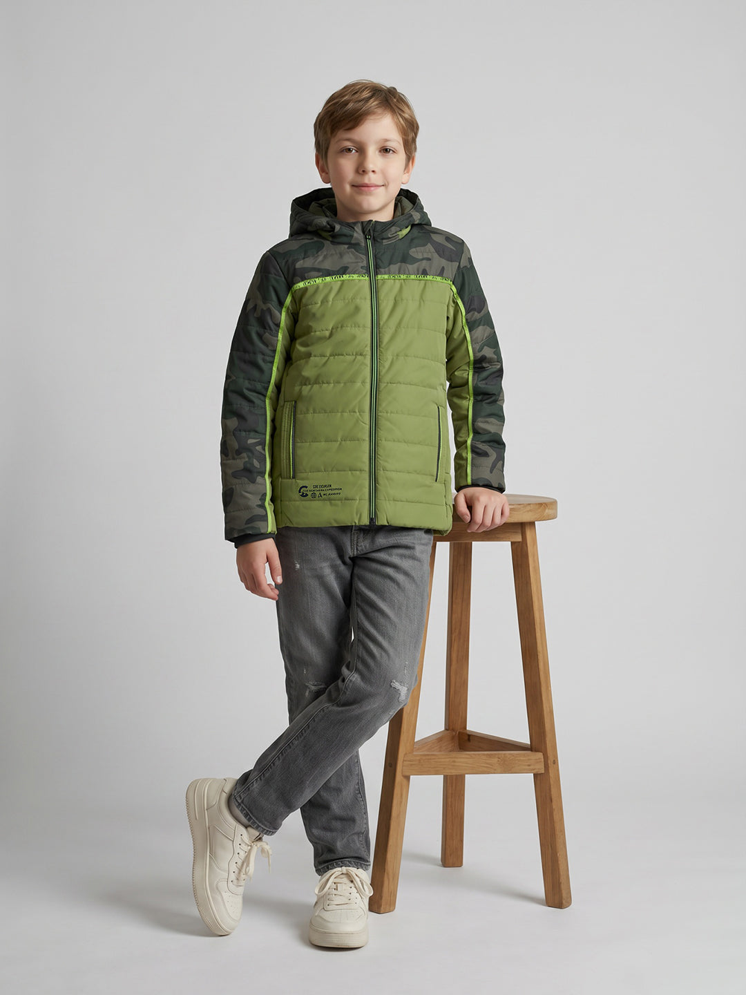 Boys Green Camouflage Detachable Hood Full Sleeve Puffer Jacket