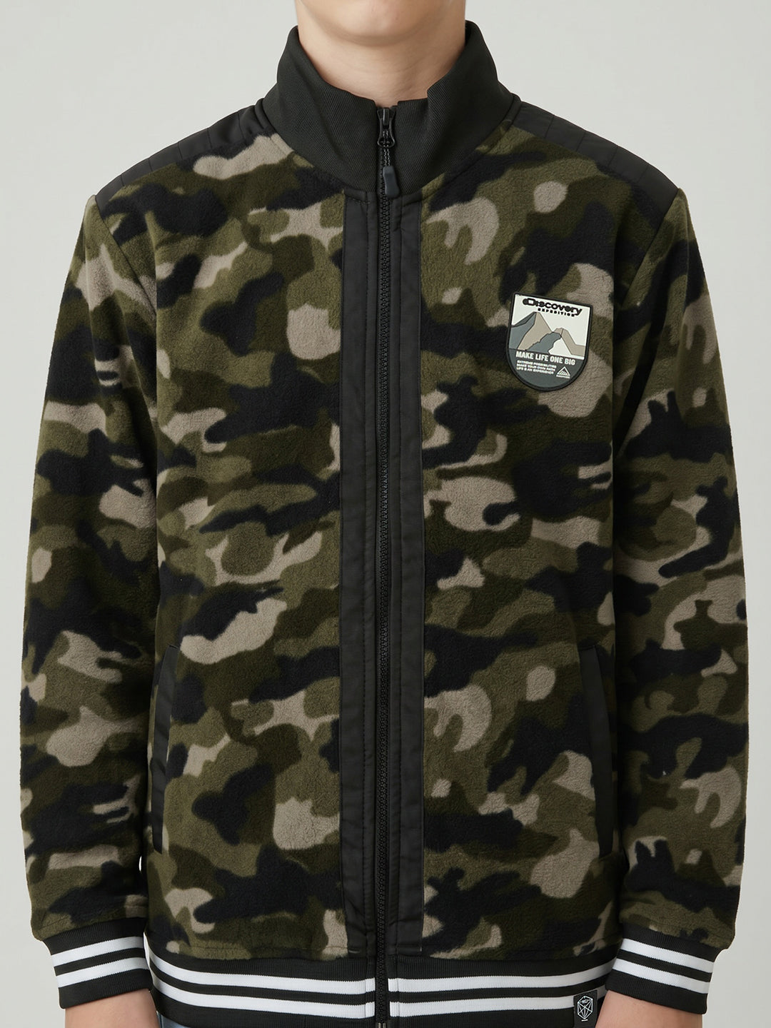 Boys Olive Camouflage Turtle Neck Full Sleeve Sweatshirt