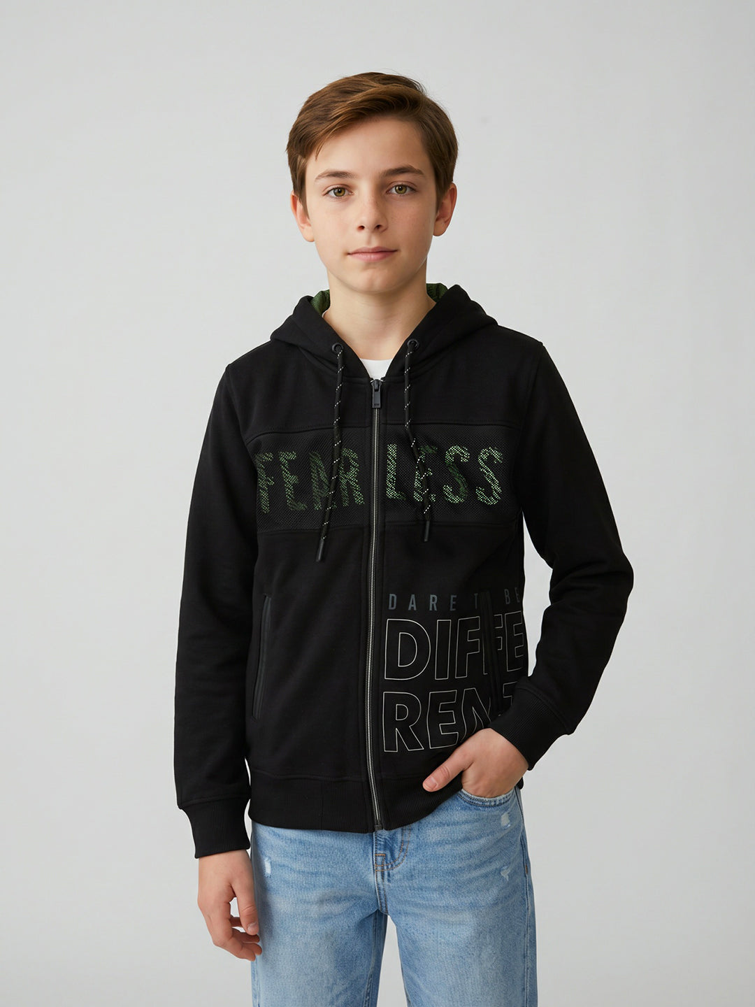 Boys Black Printed Hooded Full Sleeve Sweatshirt