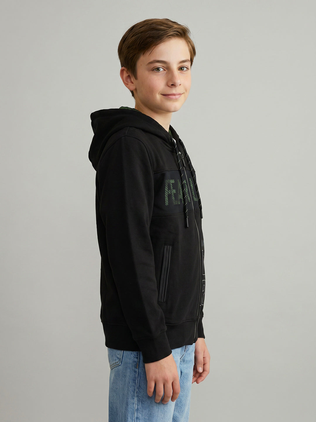 Boys Black Printed Hooded Full Sleeve Sweatshirt