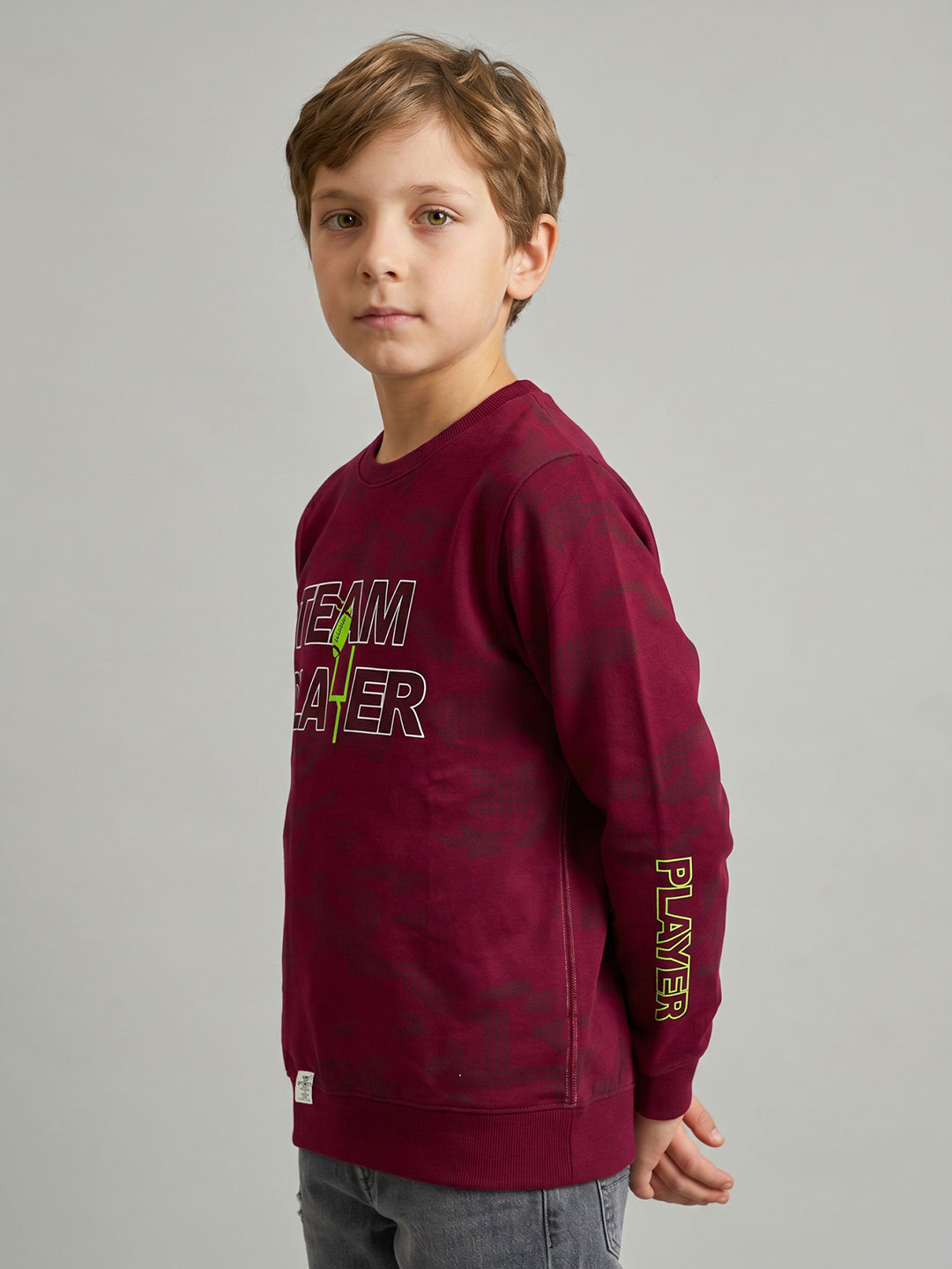 Boys Maroon Printed Round Neck Full Sleeve Sweatshirt