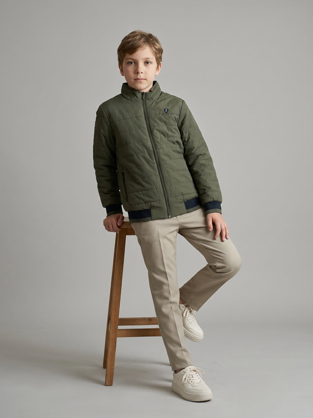 Boys Green Solid Collar Full Sleeve Puffer Jacket