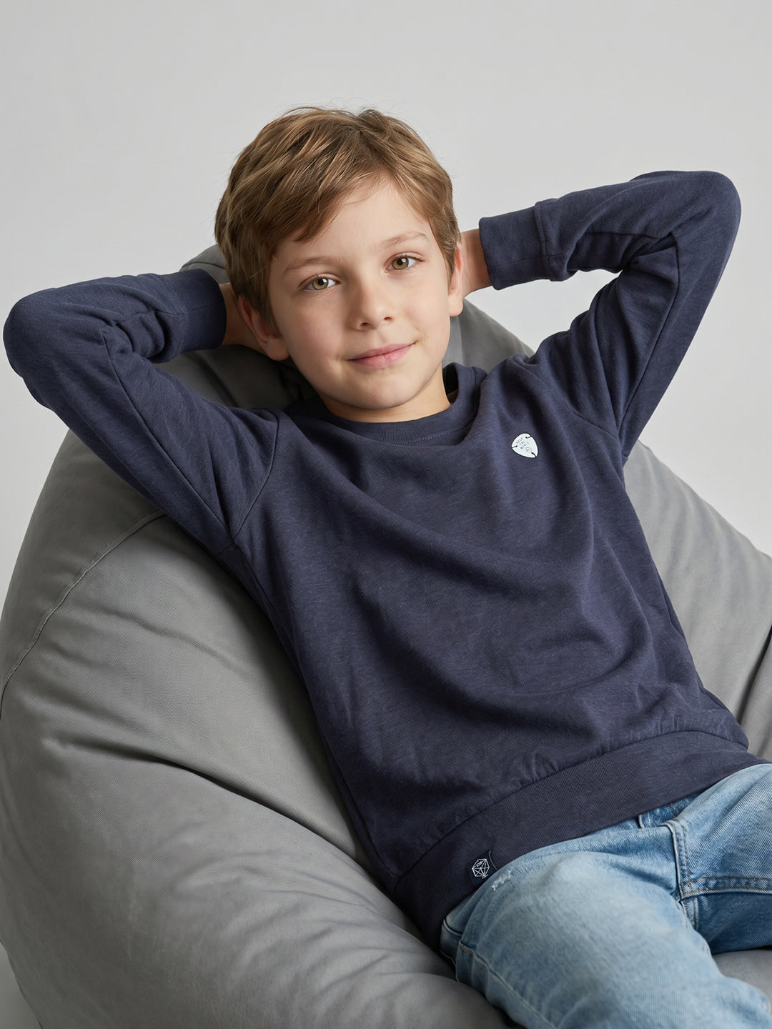 Boys Navy Blue Solid Round Neck Full Sleeve Sweatshirt