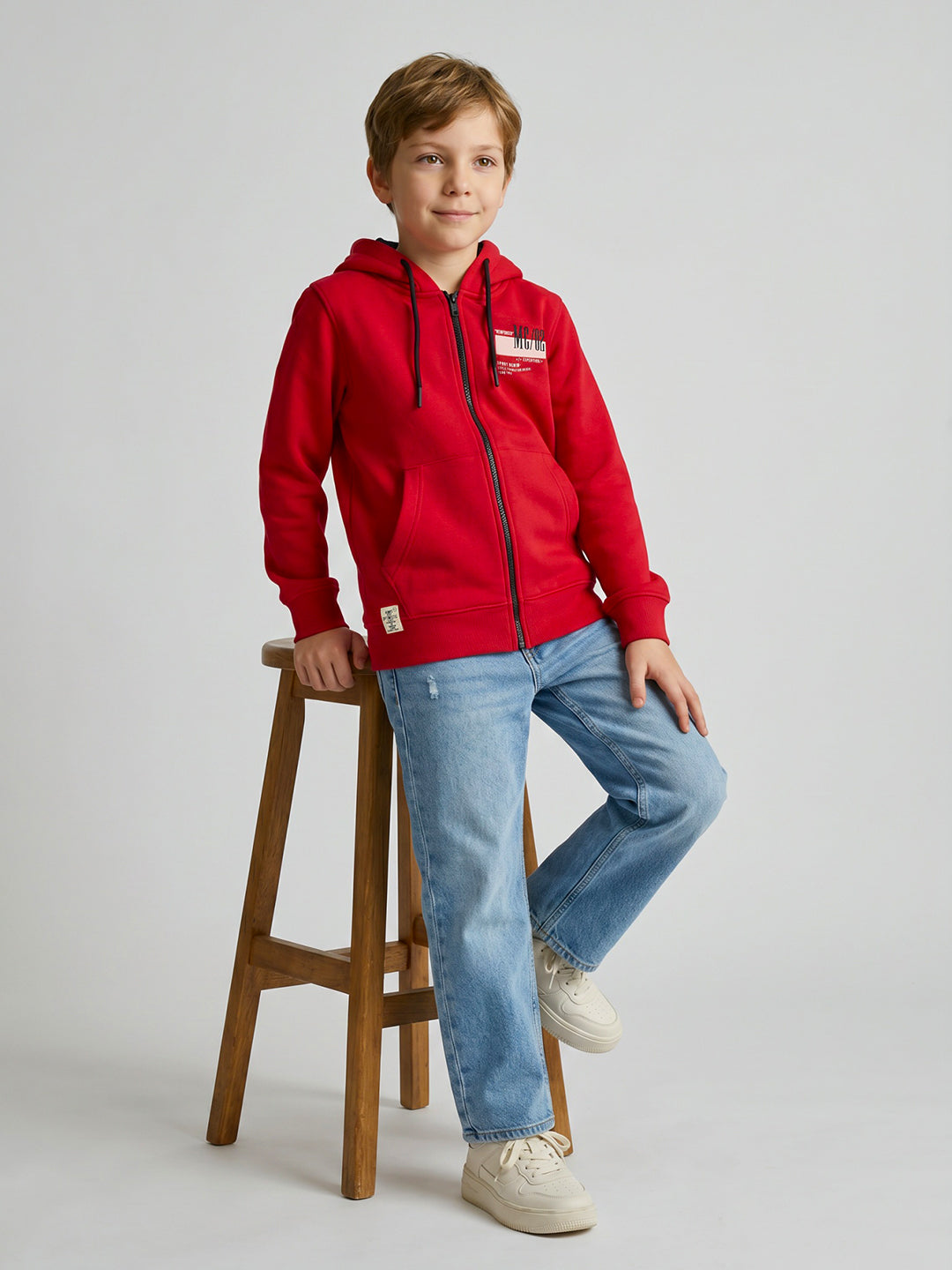 Boys Red Printed Collar Full Sleeve Sweatshirt