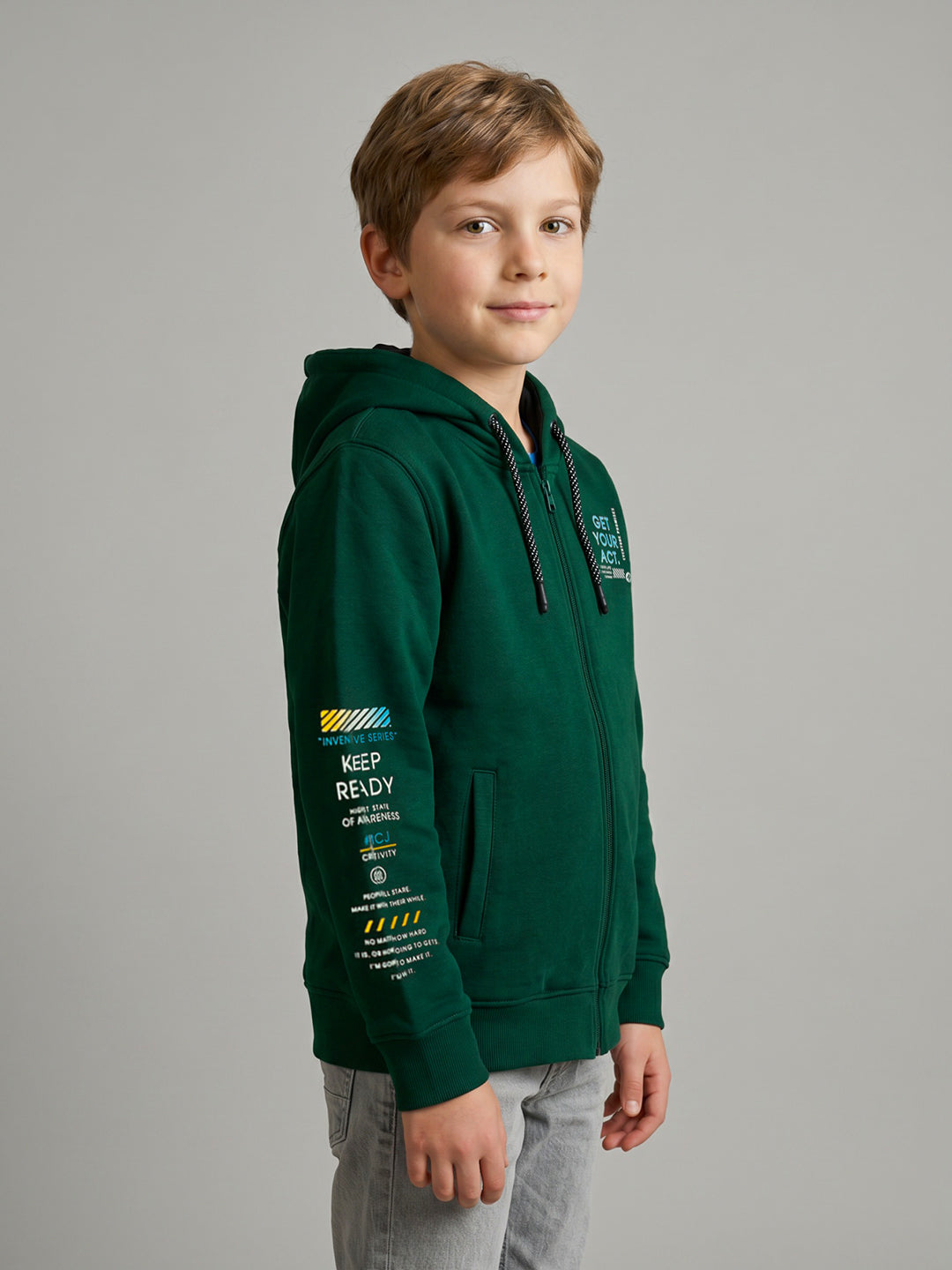 Boys Green Printed Hooded Full Sleeve Sweatshirt