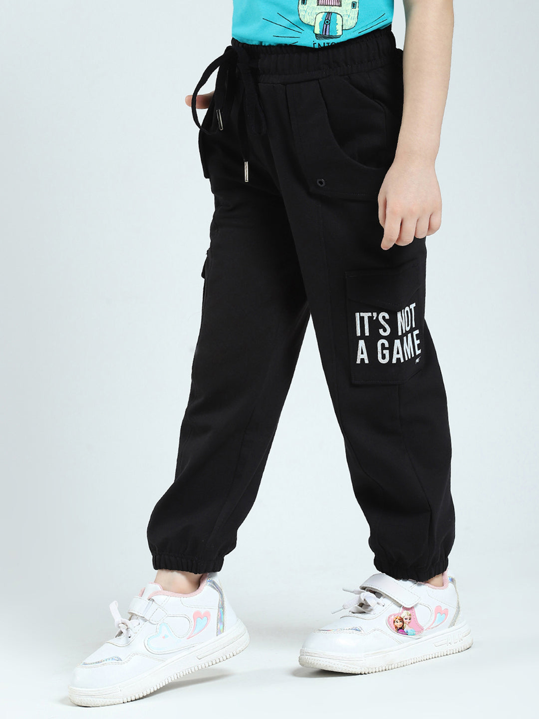 Girls Black Solid Regular Fit Lower