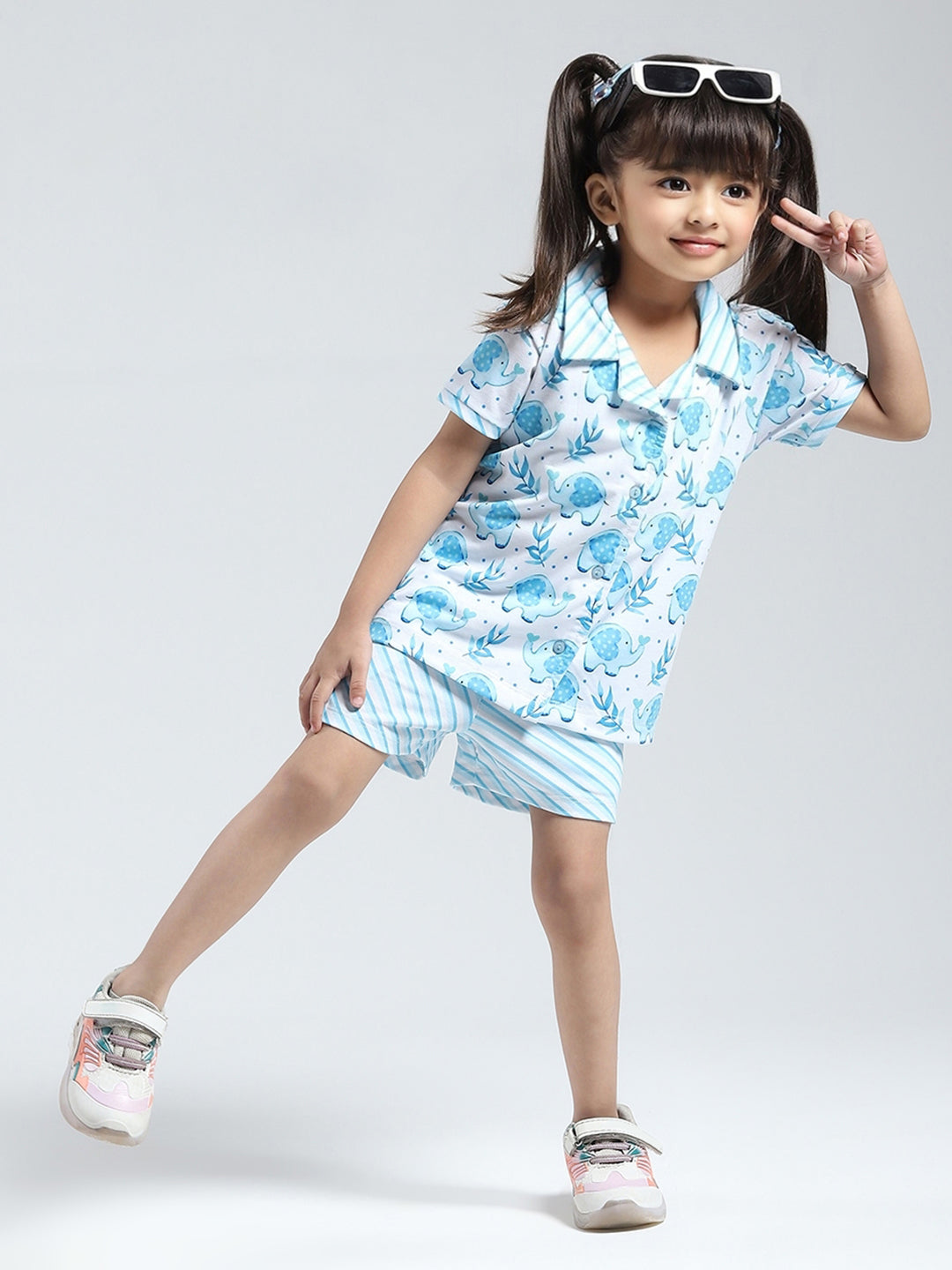 Girls Blue Printed Collar Half Sleeve Shorts Set