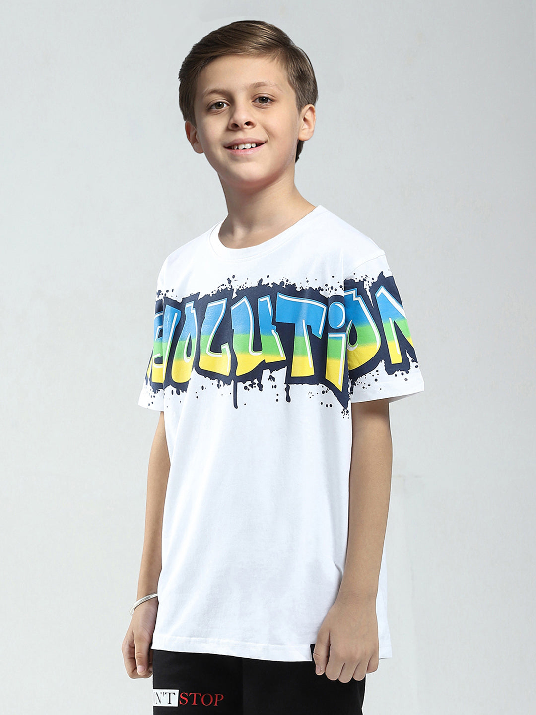 Boys White Printed Round Neck Half Sleeve T-Shirt