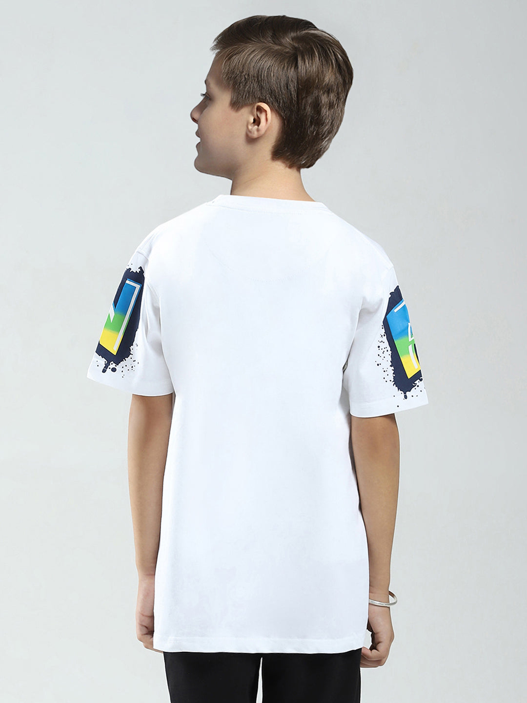 Boys White Printed Round Neck Half Sleeve T-Shirt