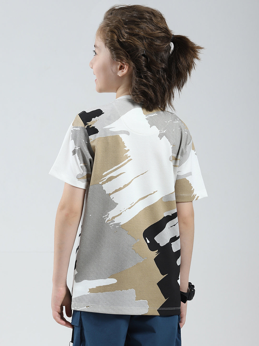 Boys White Printed Round Neck Half Sleeve T-Shirt