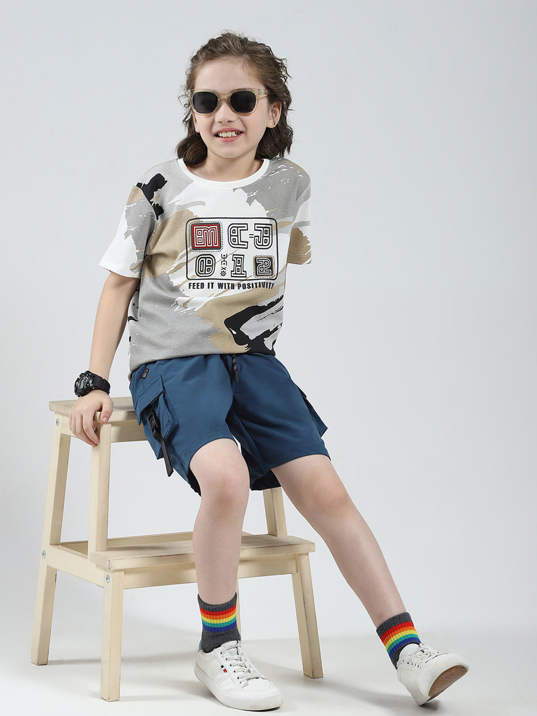 Boys White Printed Round Neck Half Sleeve T-Shirt