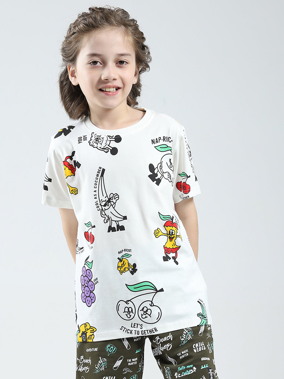 Boys White Printed Round Neck Half Sleeve T-Shirt