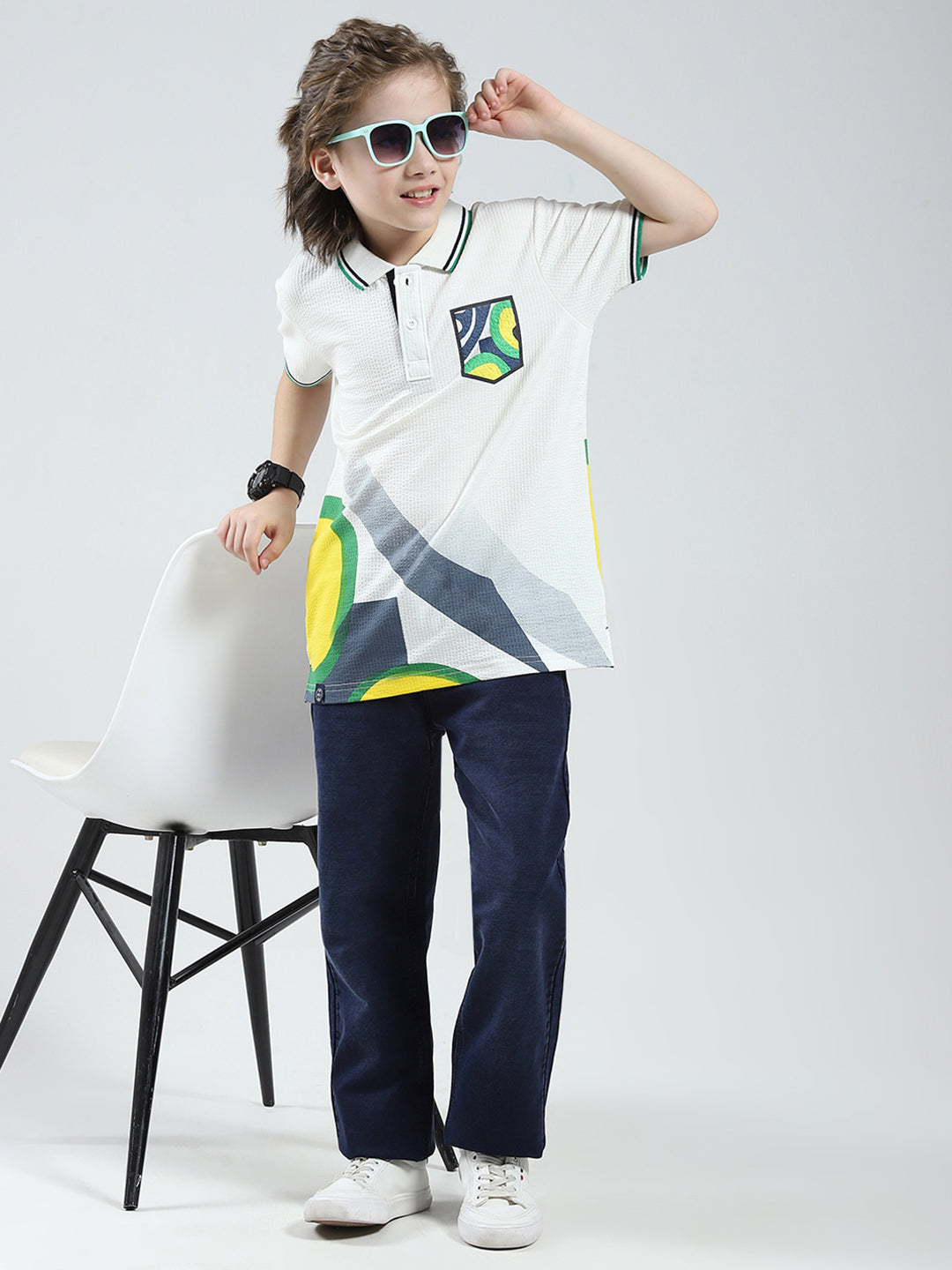 Boys White Printed Collar Half Sleeve T-Shirt