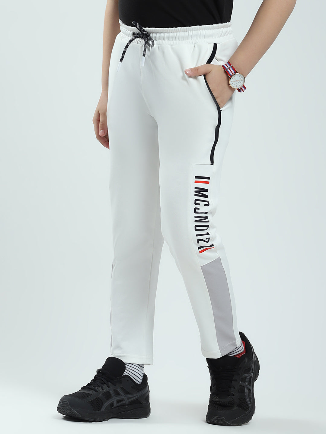 Boys White Solid Regular Fit Lower