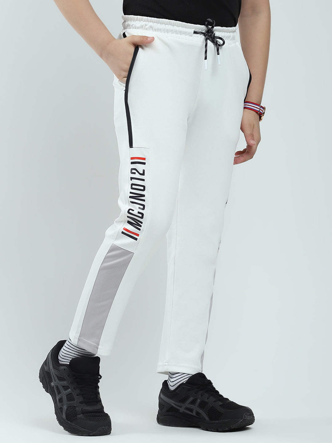 Boys White Solid Regular Fit Lower
