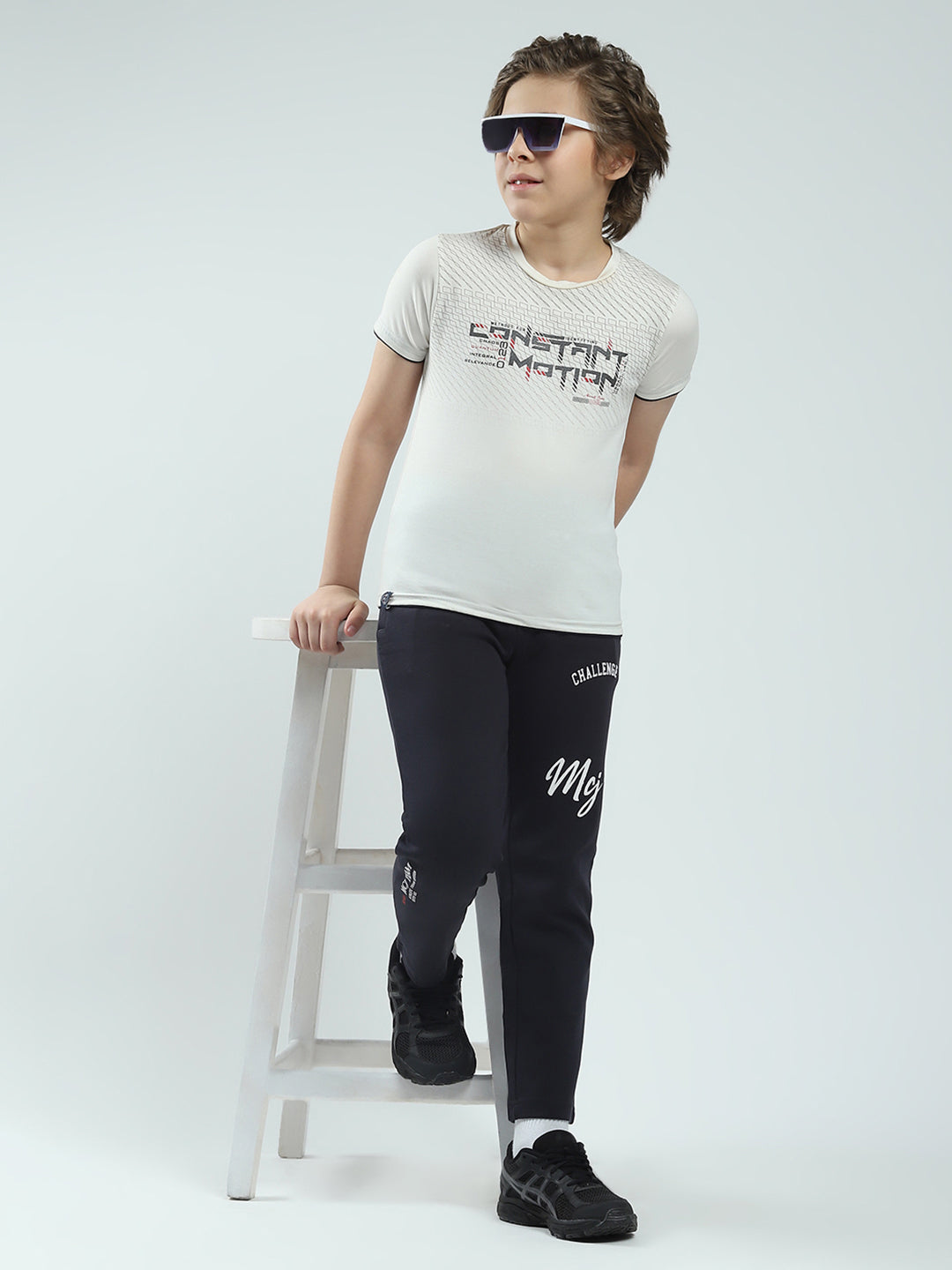 Boys Navy Blue Solid Regular Fit Lower