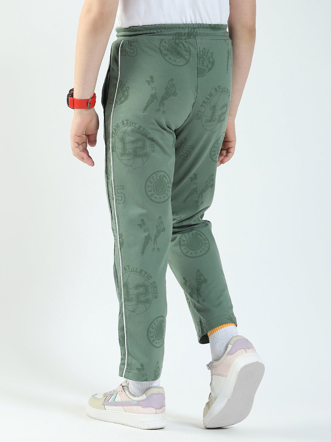 Boys Olive Printed Regular Fit Lower