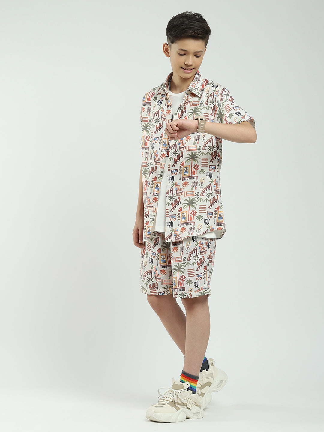 Boys White Printed Collar Half Sleeve Cords Set