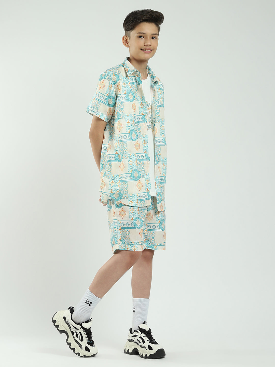 Boys Green Printed Collar Half Sleeve Cords Set