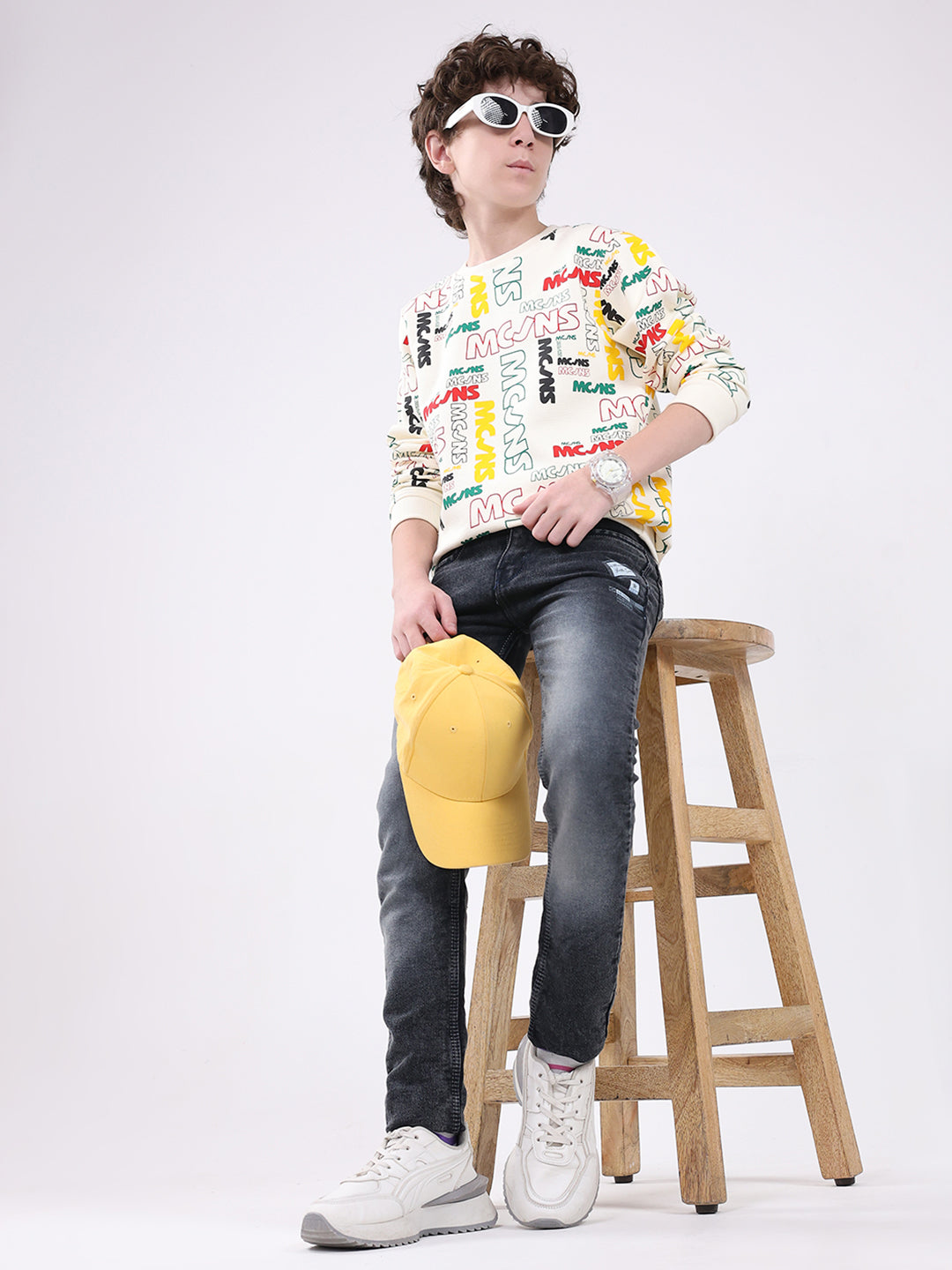 Boys Cream Printed Round Neck Full Sleeve Sweatshirt