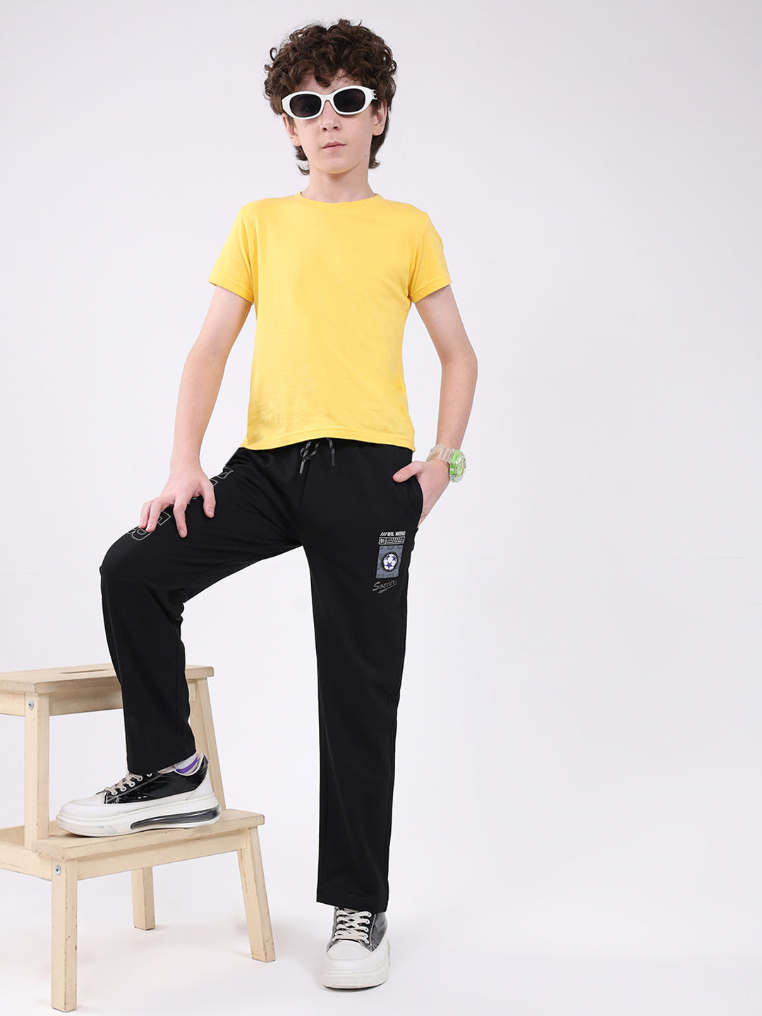 Boys Black Printed Regular Fit Lower