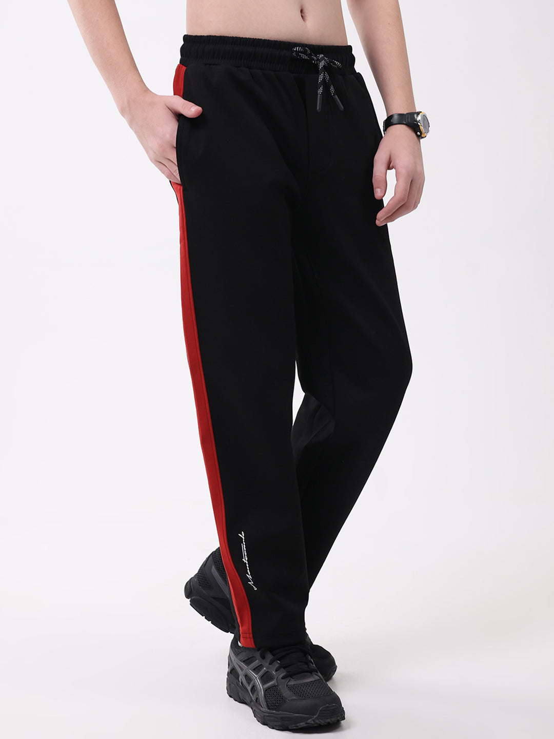 Boys Black Printed Regular Fit Lower