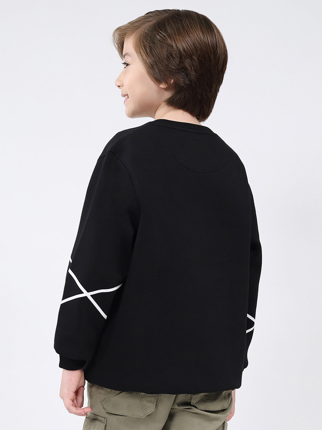 Boys Black Printed Round Neck Full Sleeve Sweatshirt