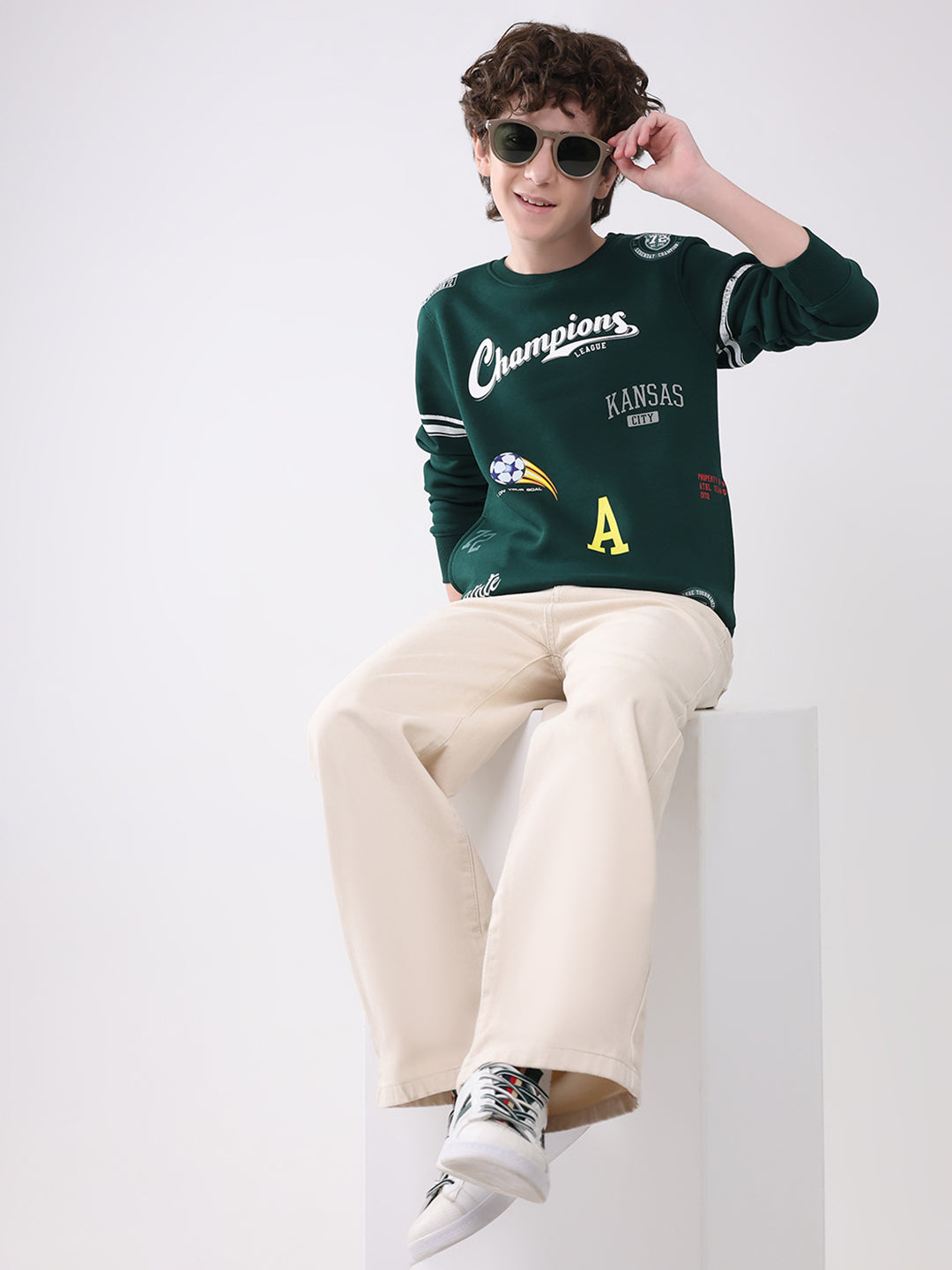 Boys Green Printed Round Neck Full Sleeve Sweatshirt