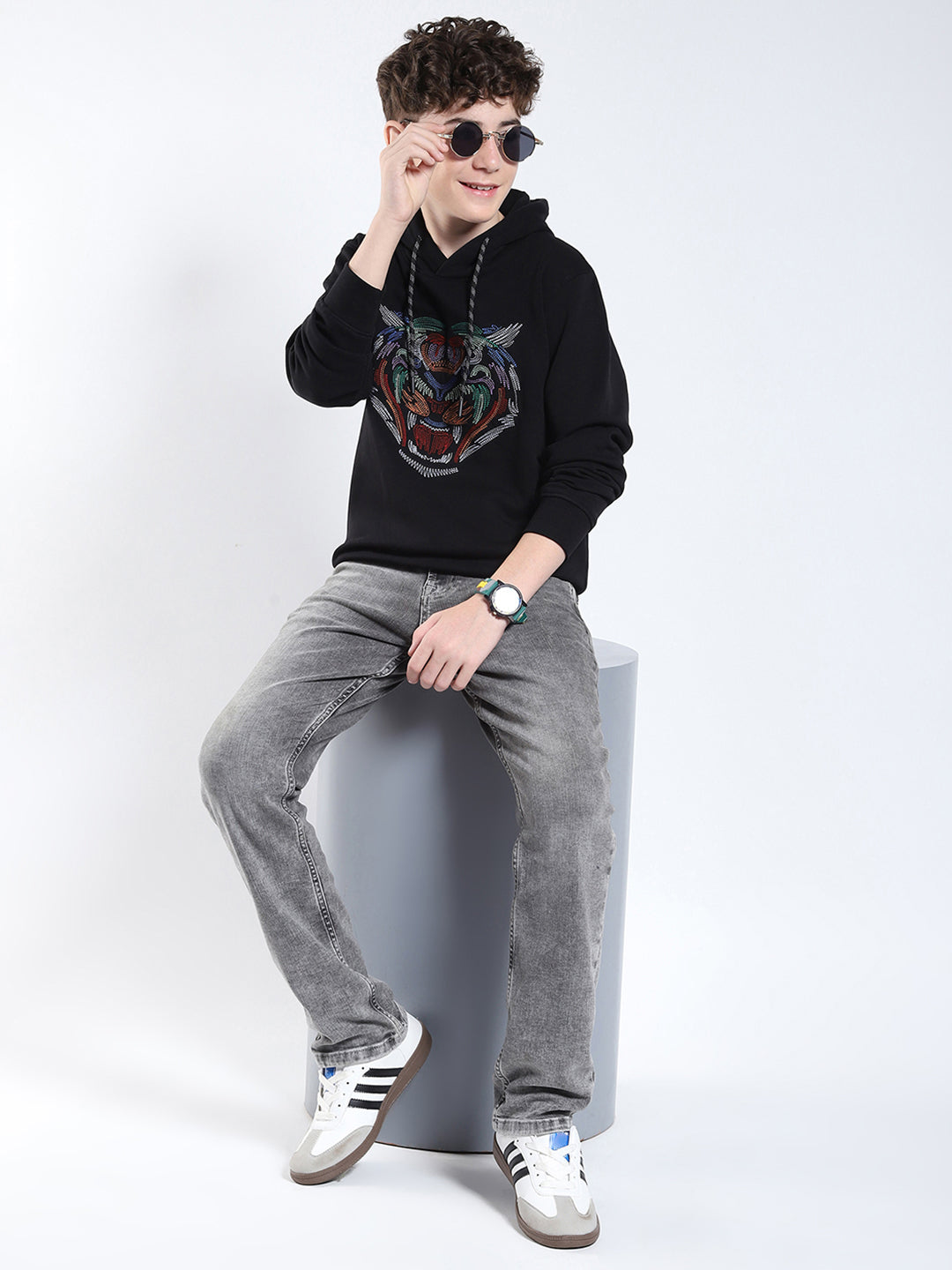 Boys Black Printed Hooded Full Sleeve Sweatshirt