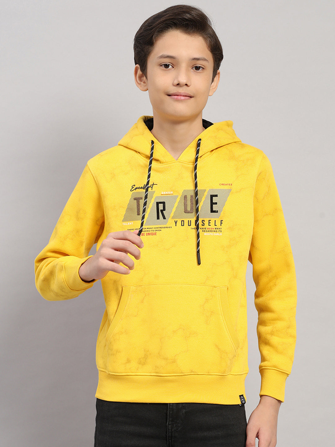 Boys Yellow Printed Round Neck Full Sleeve Sweatshirt