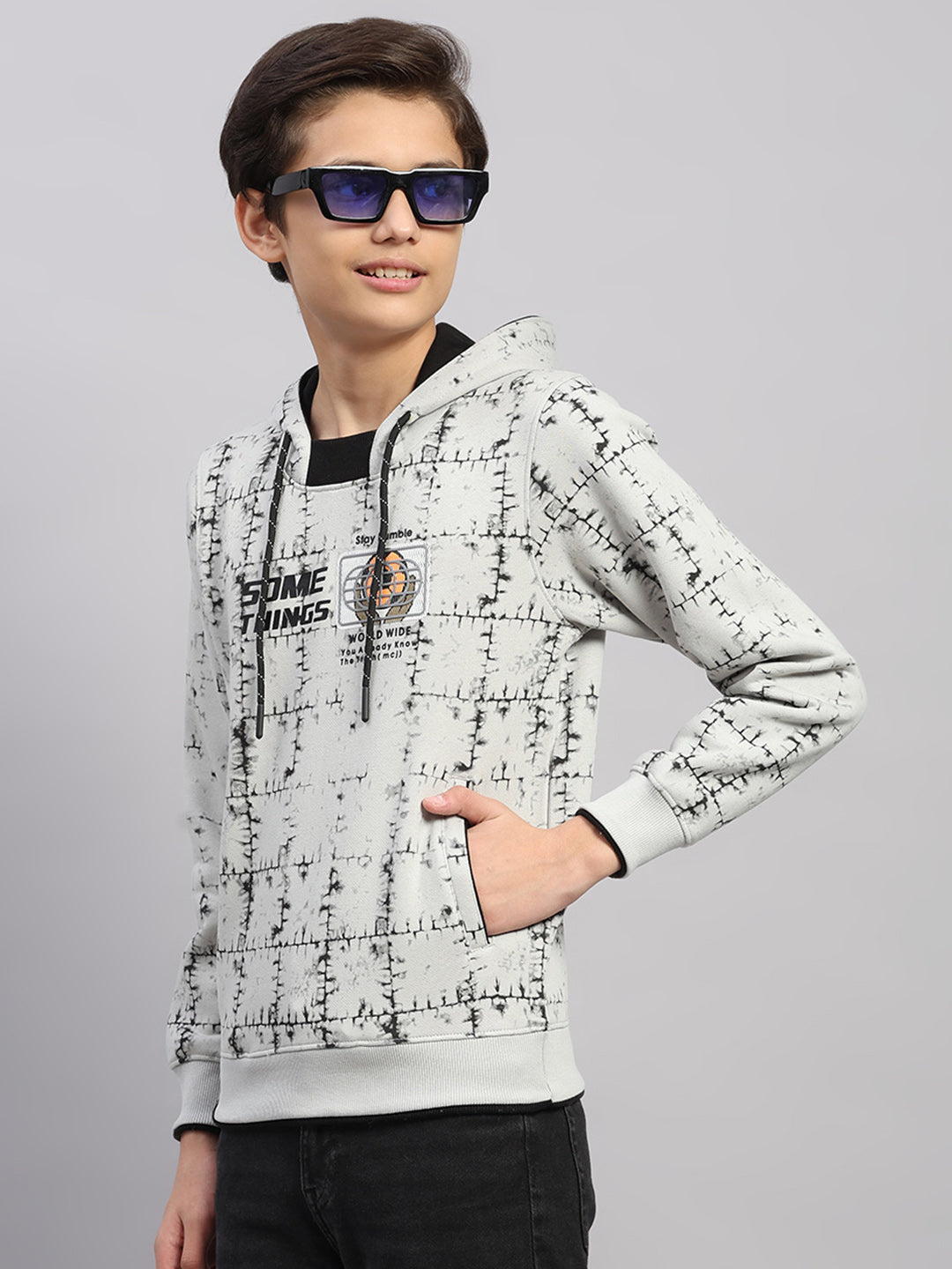 Boys Grey Printed Round Neck Full Sleeve Sweatshirt