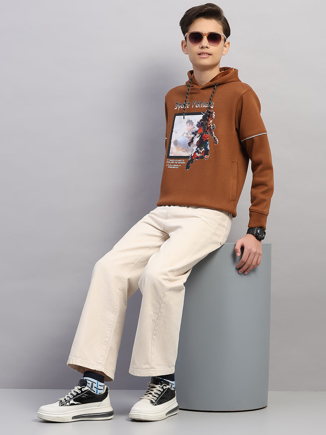 Boys Brown Printed Round Neck Full Sleeve Sweatshirt