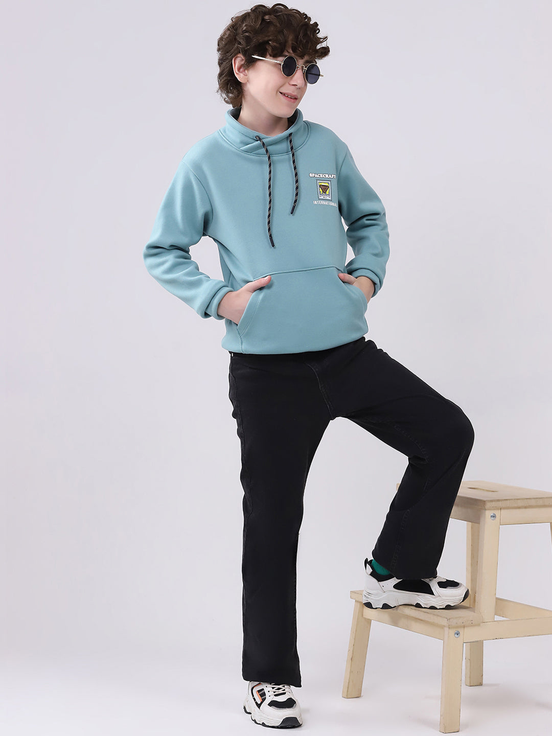 Boys Green Printed Mock Neck Full Sleeve Sweatshirt