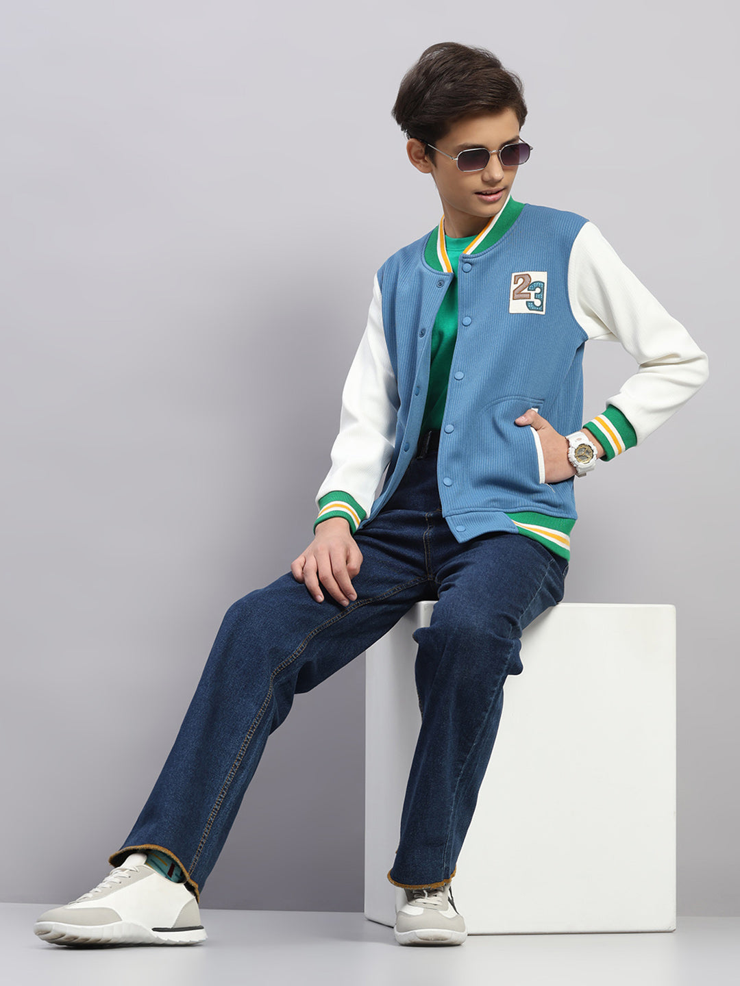 Boys Blue Embroidered Round Neck Full Sleeve Sweatshirt