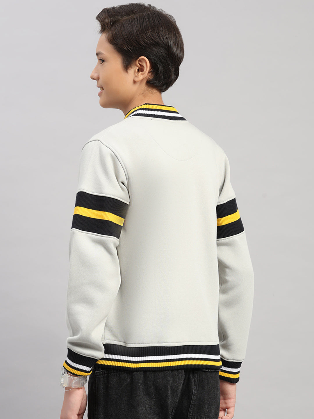 Boys Grey Embroidered Round Neck Full Sleeve Sweatshirt