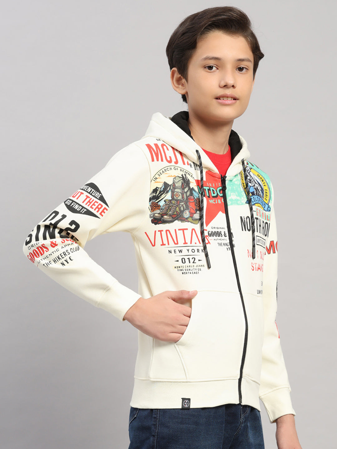 Boys Cream Printed Hooded Full Sleeve Sweatshirt