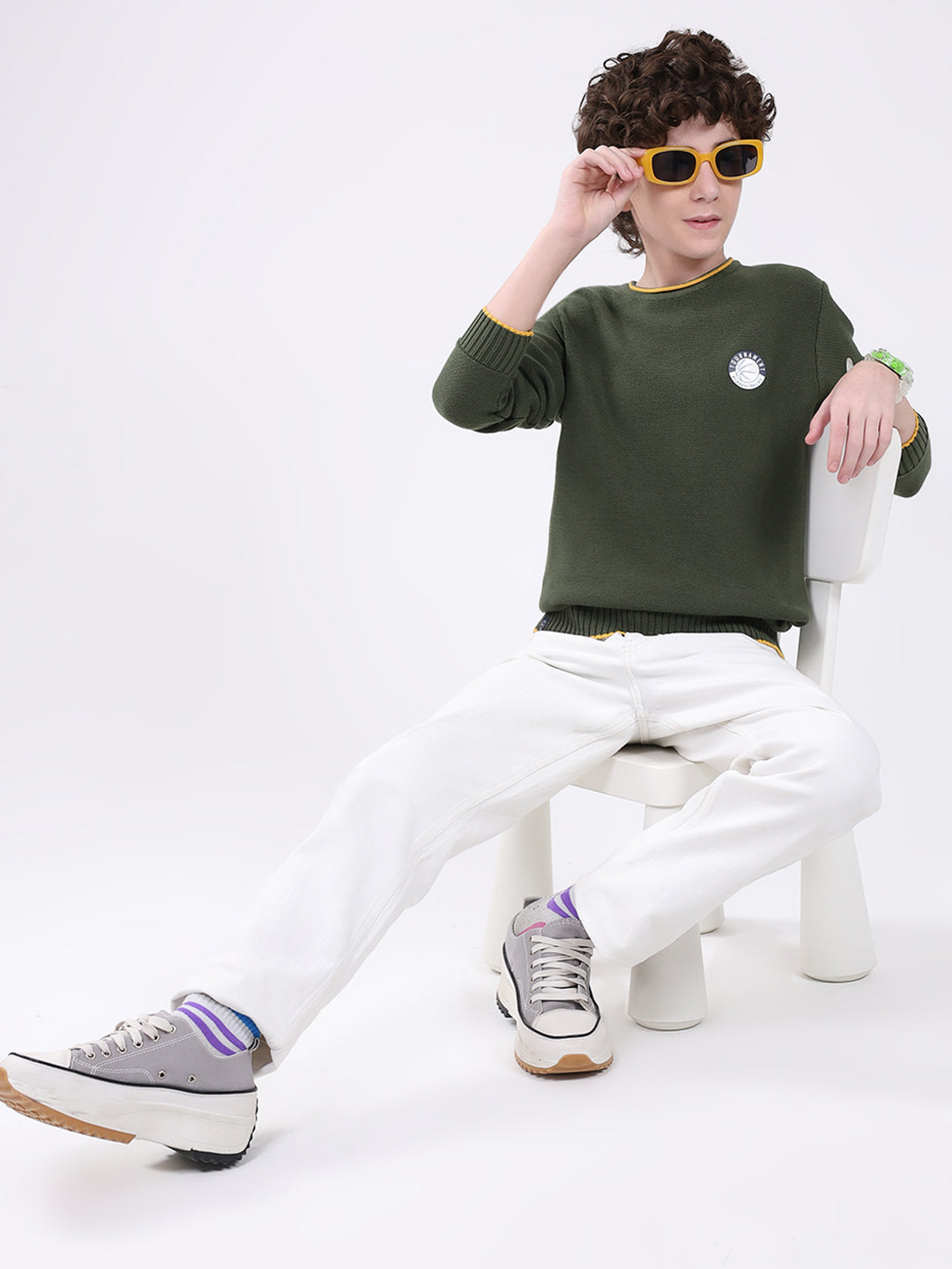 Boys Olive Solid Round Neck Full Sleeve Pullover