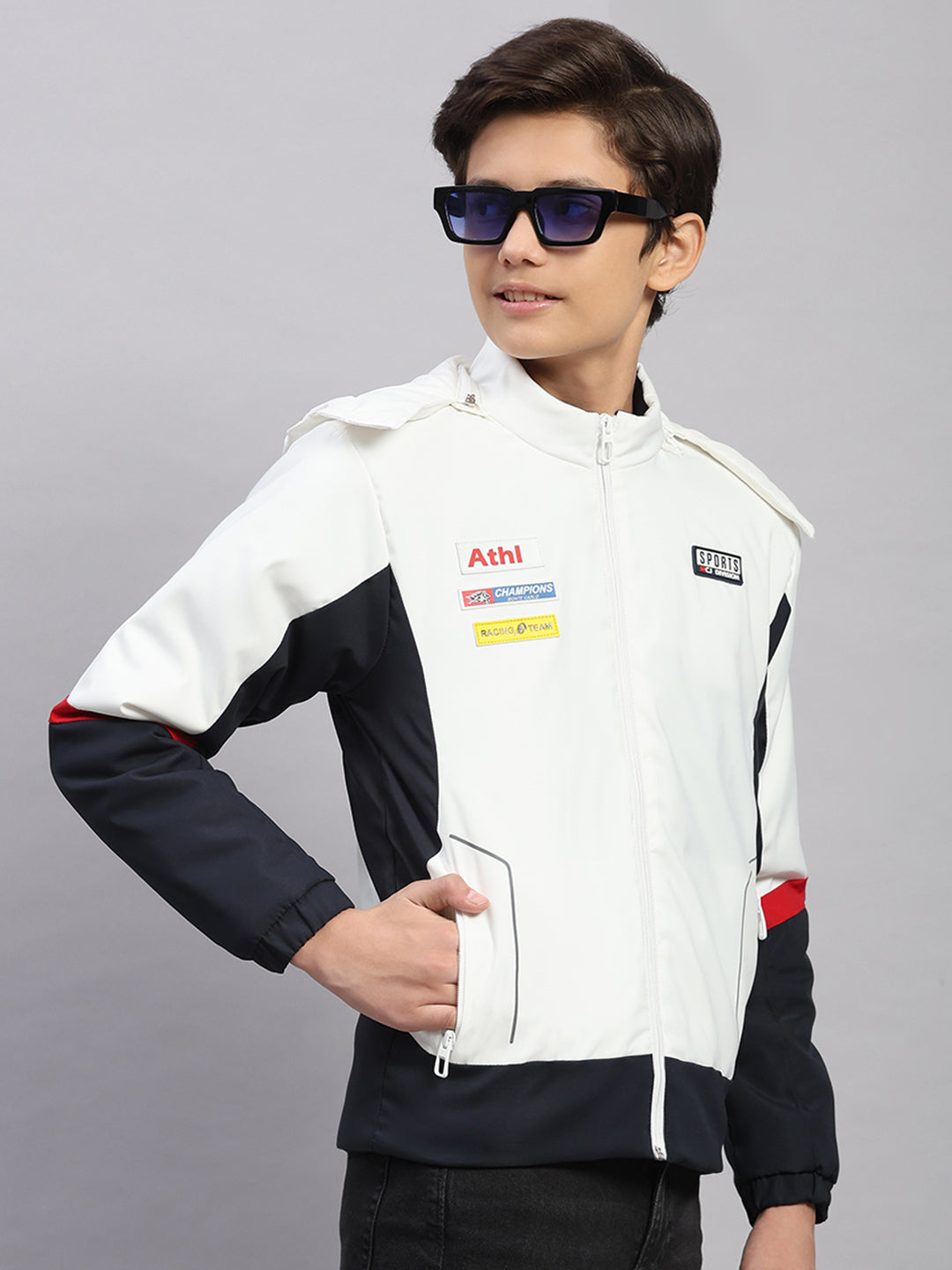 Boys White Solid Hooded Full Sleeve Jacket