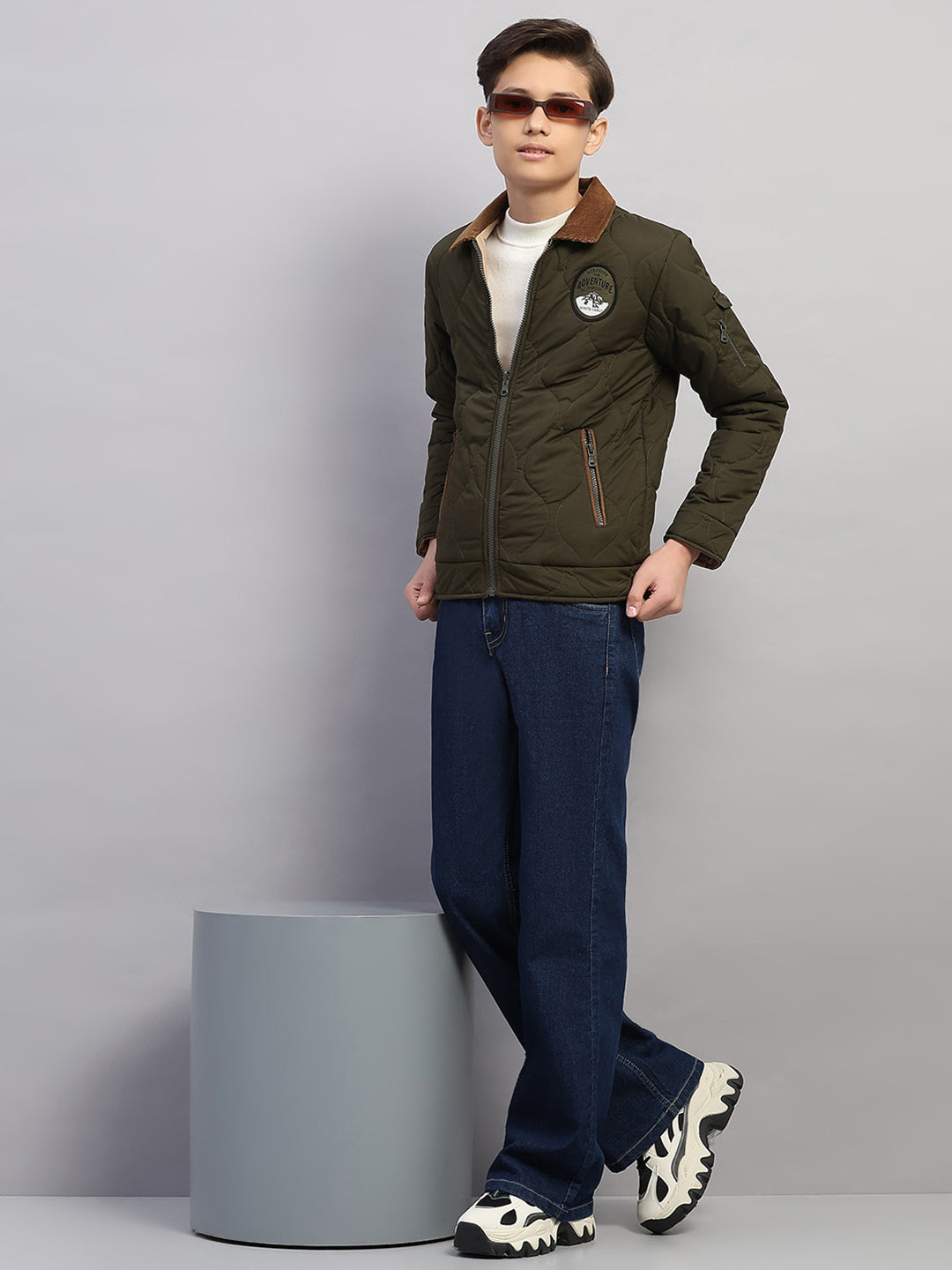 Boys Olive Solid Collar Full Sleeve Reversible Shacket