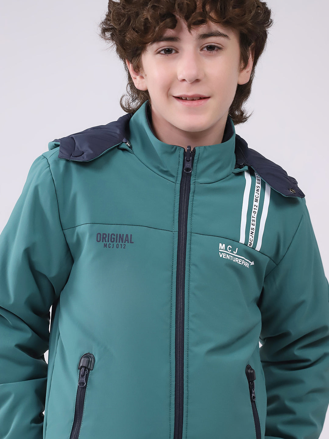 Boys Green Printed Hooded Full Sleeve Boys Reversible Jacket