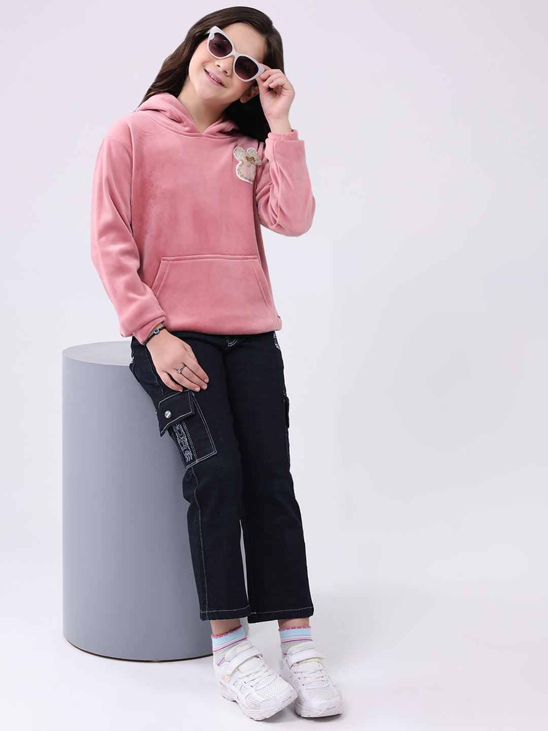 Girls Peach Solid Hooded Full Sleeve Sweatshirt