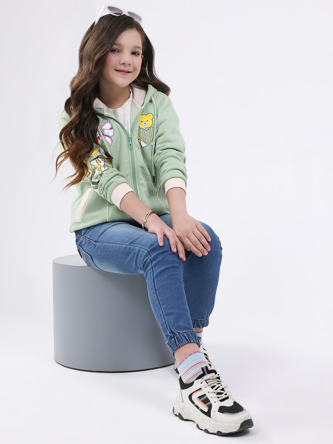 Girls Green Printed Hooded Full Sleeve Sweatshirt