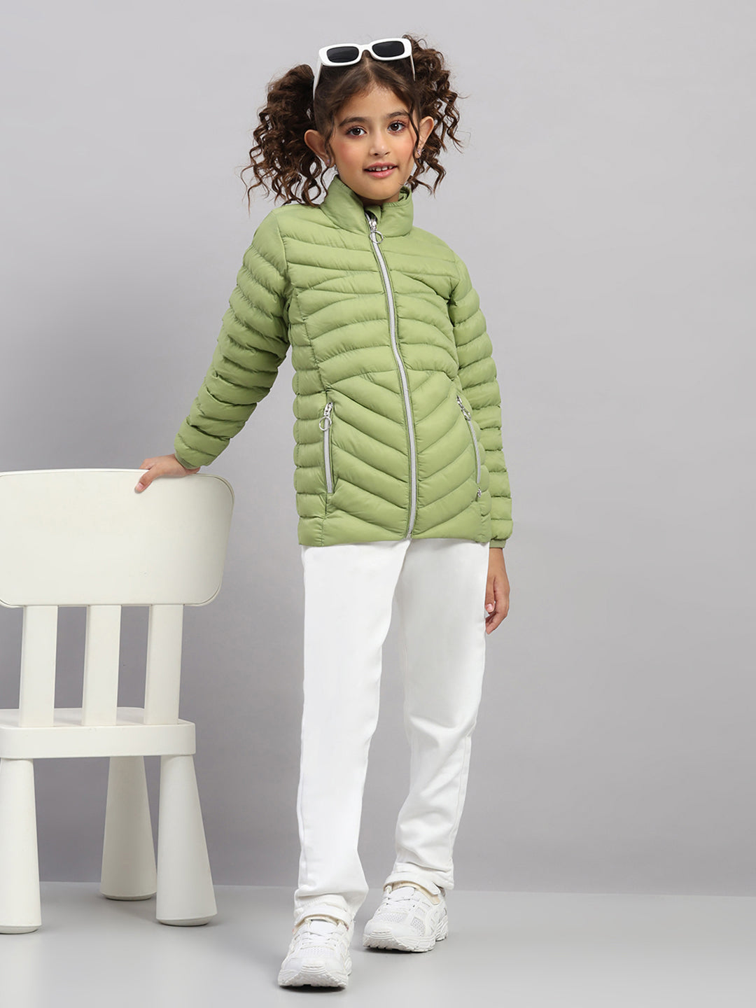 Girls Green Solid Collar Full Sleeve Jacket