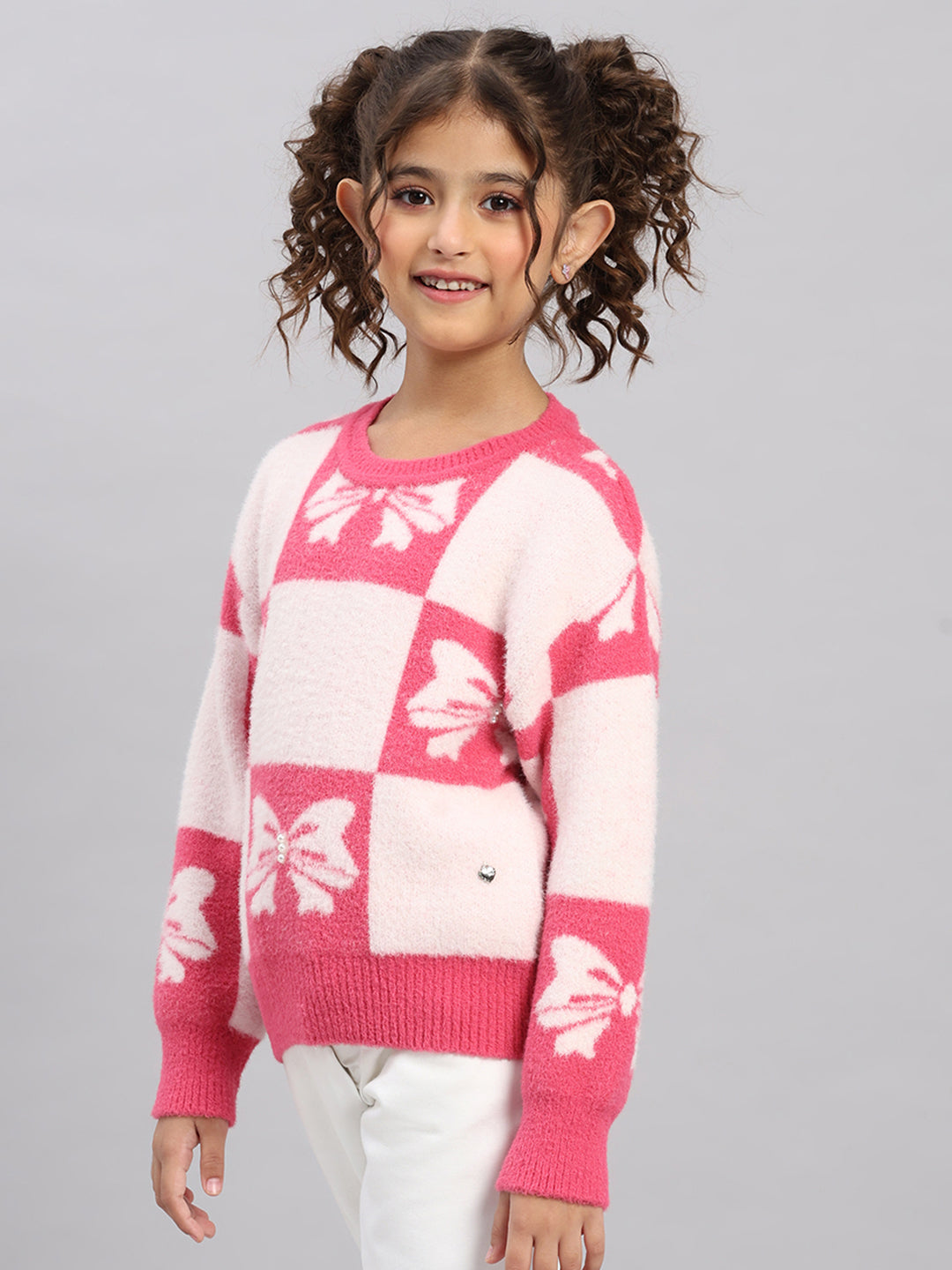 Girls Pink Embroidered Round Neck Full Sleeve Pullover