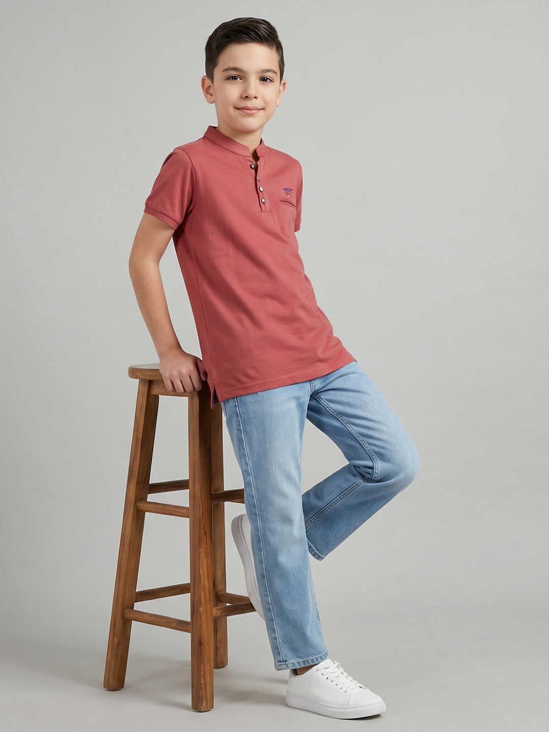 Boys Rose Red Solid Henley Neck Half Sleeve T-Shirt