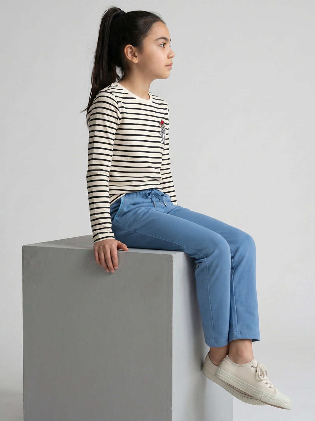 Girls Blue Solid Regular Fit Lower