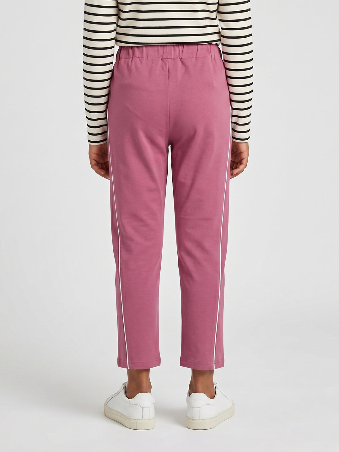 Girls Mauve Printed Regular Fit Lower