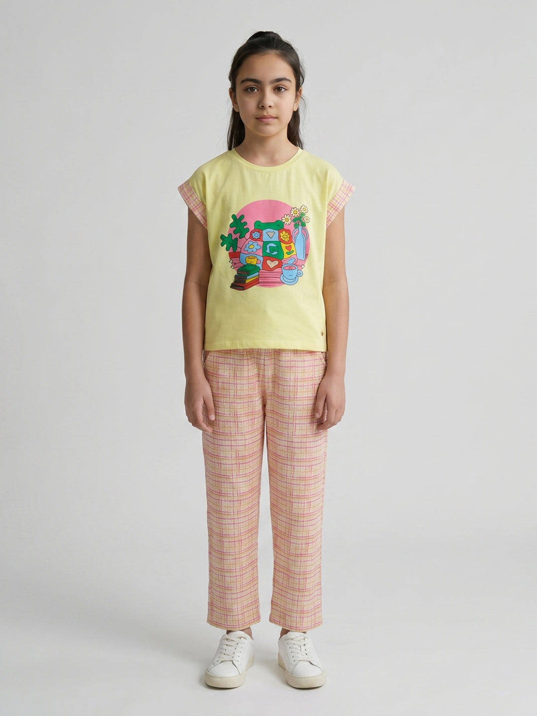 Girls Yellow Printed Round Neck Half Sleeve Lower Set