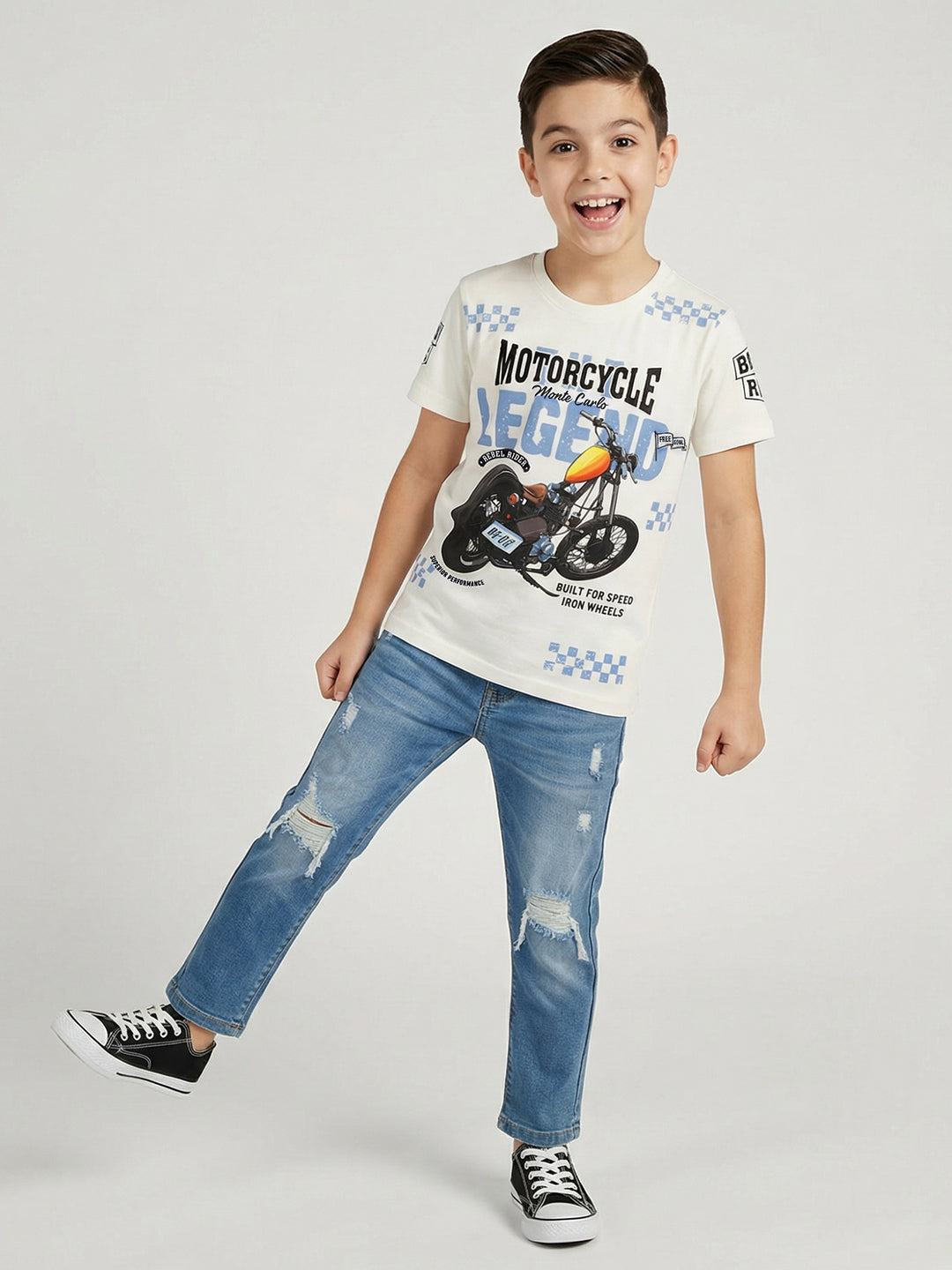 Boys Off White Printed Round Neck Half Sleeve T-Shirt