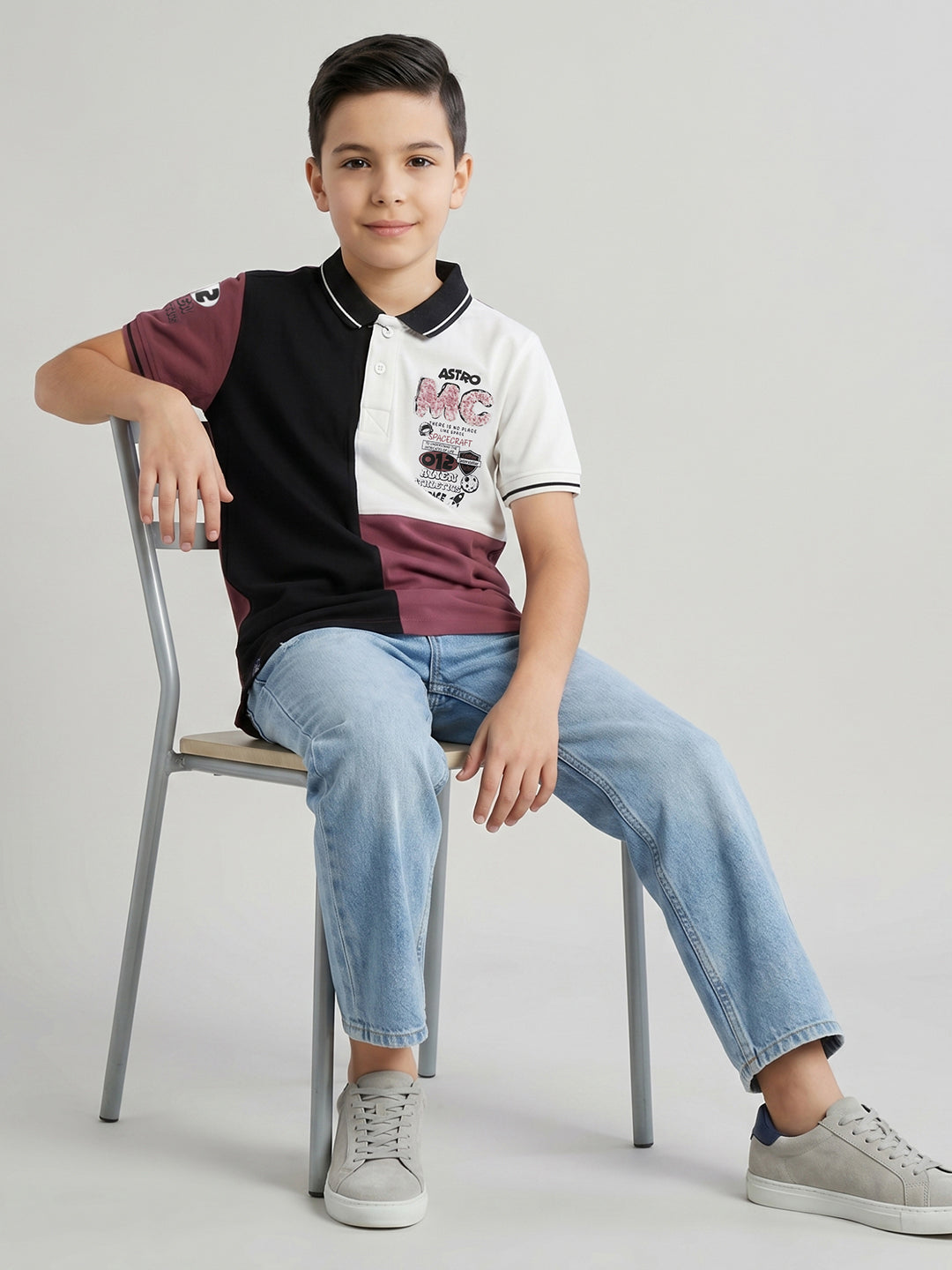 Boys Burgundy Printed Collar Half Sleeve T-Shirt